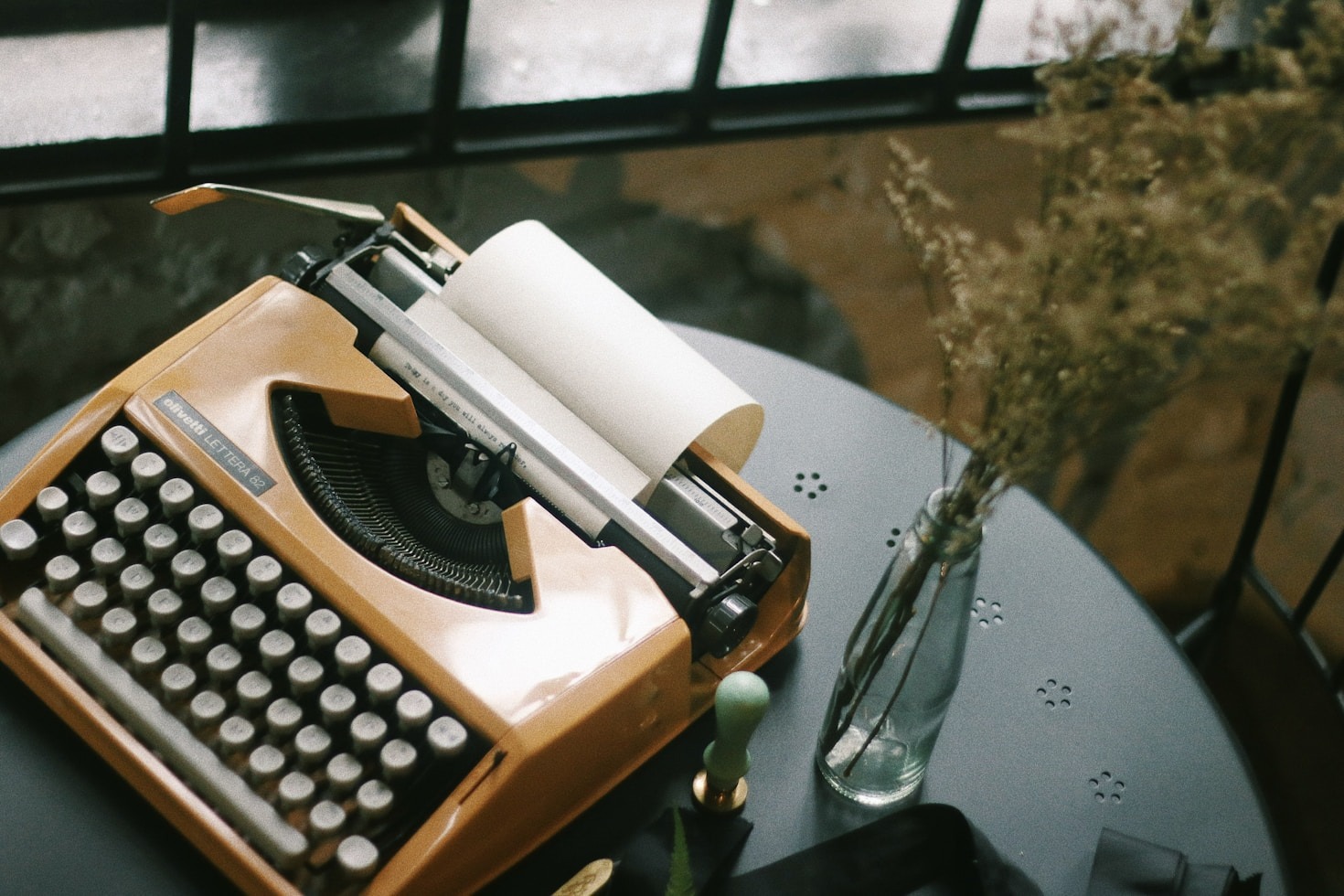 How Ren Braueri Develops Their Distinctive Style